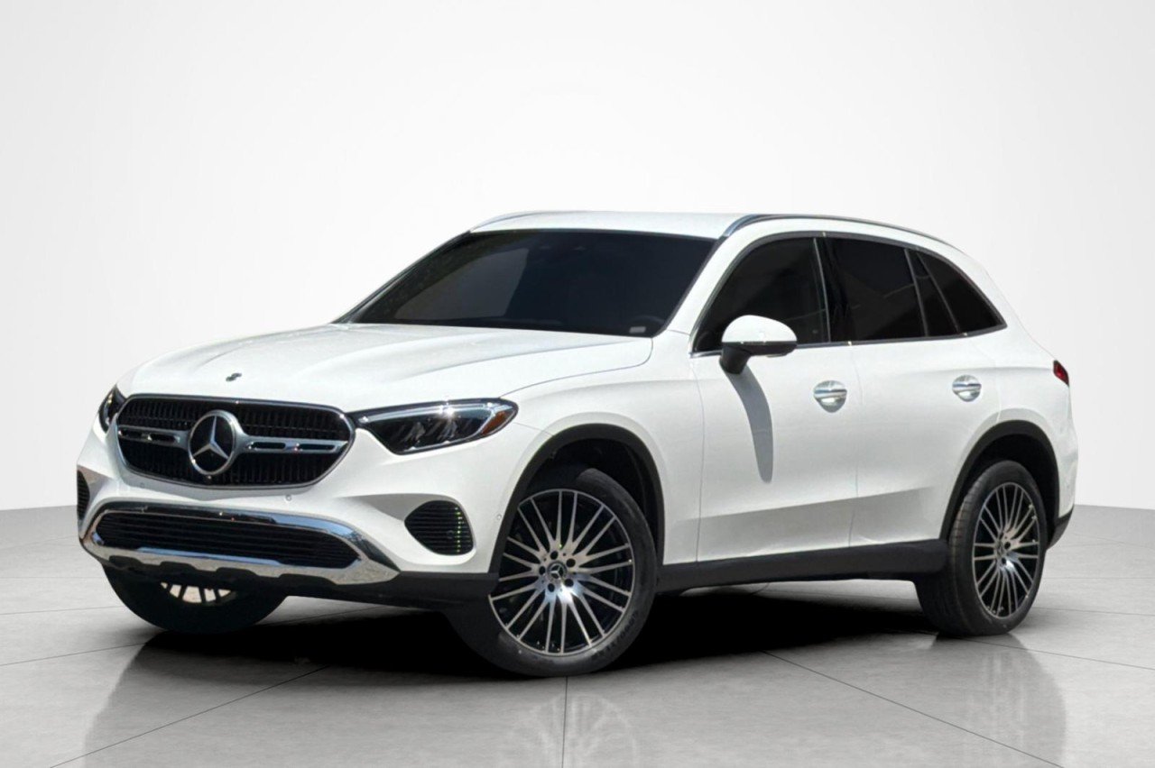 New 2026 Polar White Mercedes-Benz GLC 300 SUV image 1