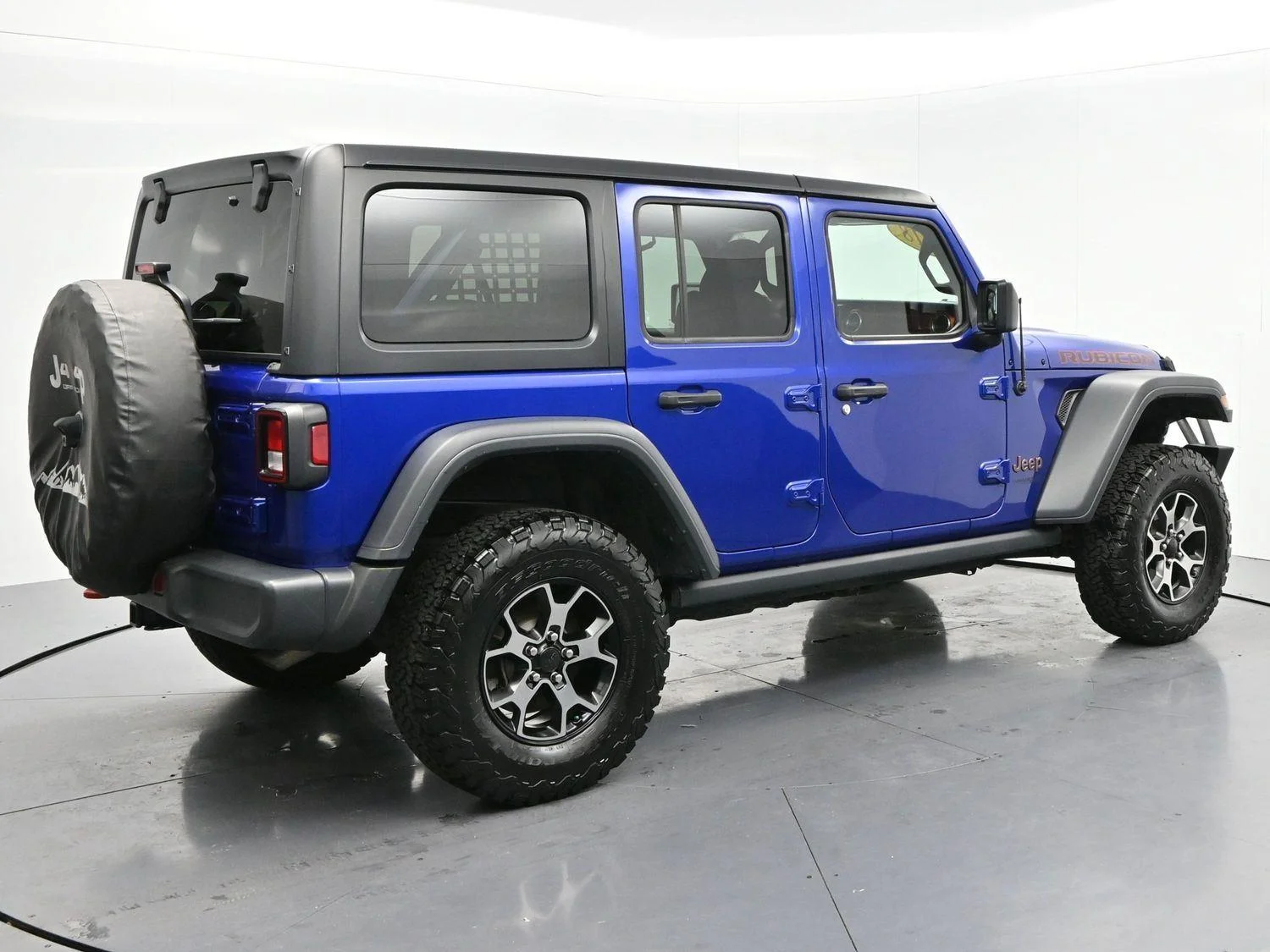 Used 2018 Ocean Blue Metallic Clearcoat Jeep Rubicon image 7