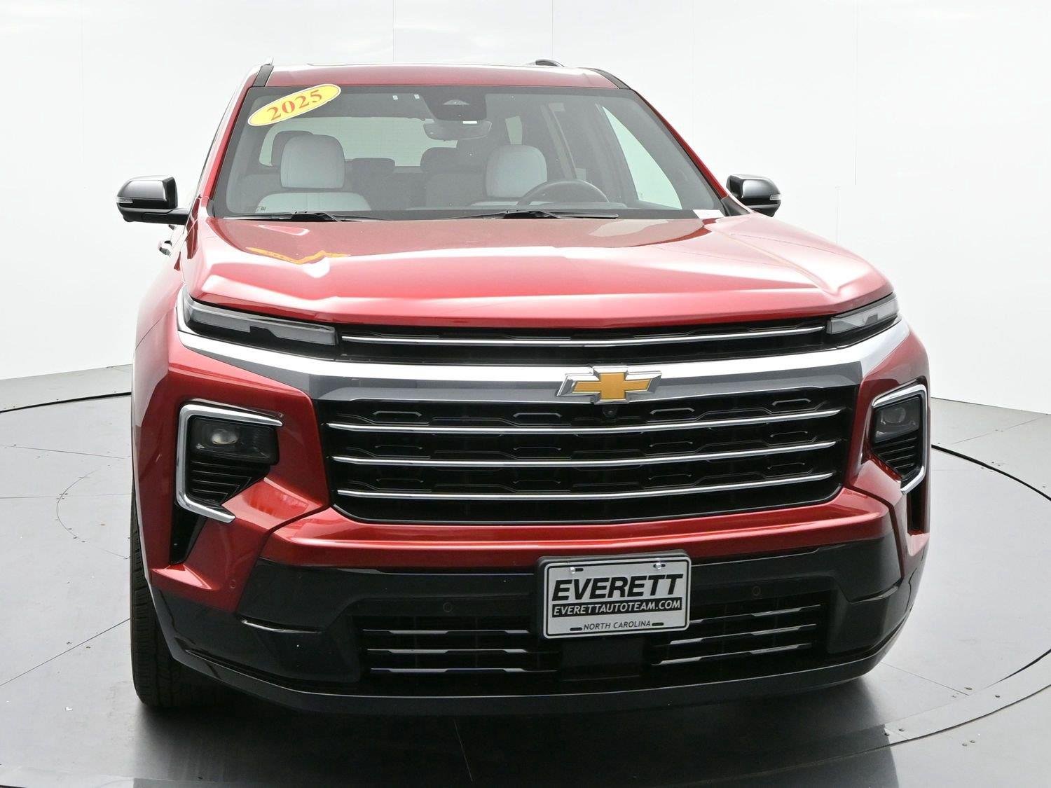 Used 2025 Radiant Red Tintcoat Chevrolet High Country image 2