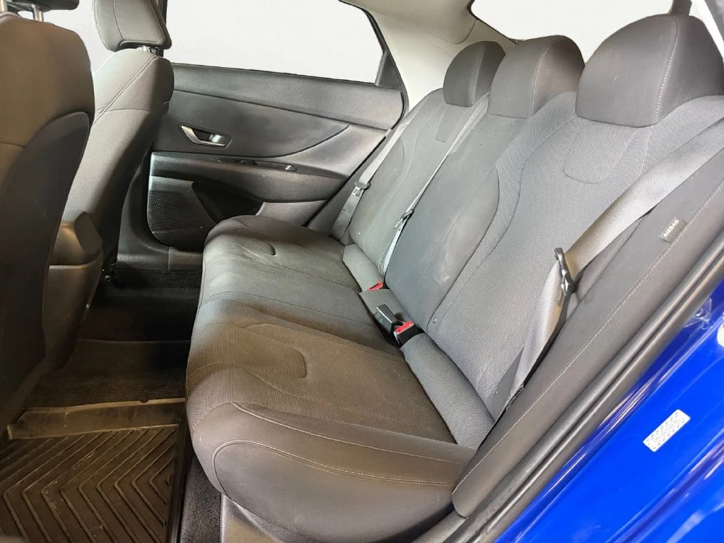 Used 2024 Blue Hyundai SE image 10
