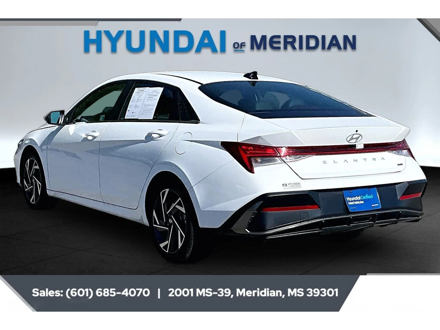 Used 2025 SERENITY WHITE Hyundai Limited image 2