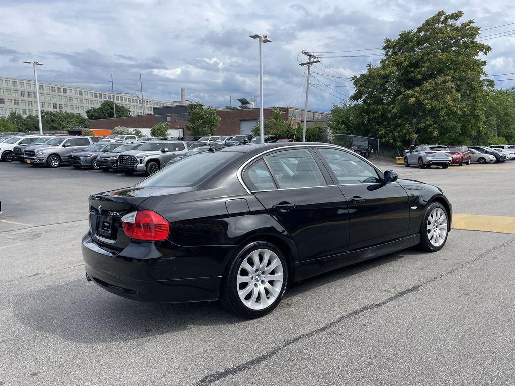 Used 2006 Black BMW 330xi image 8