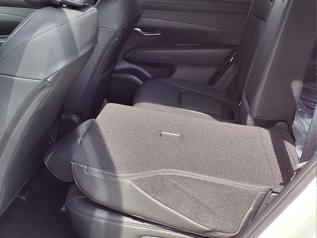 New 2026 White Hyundai SEL Premium image 13