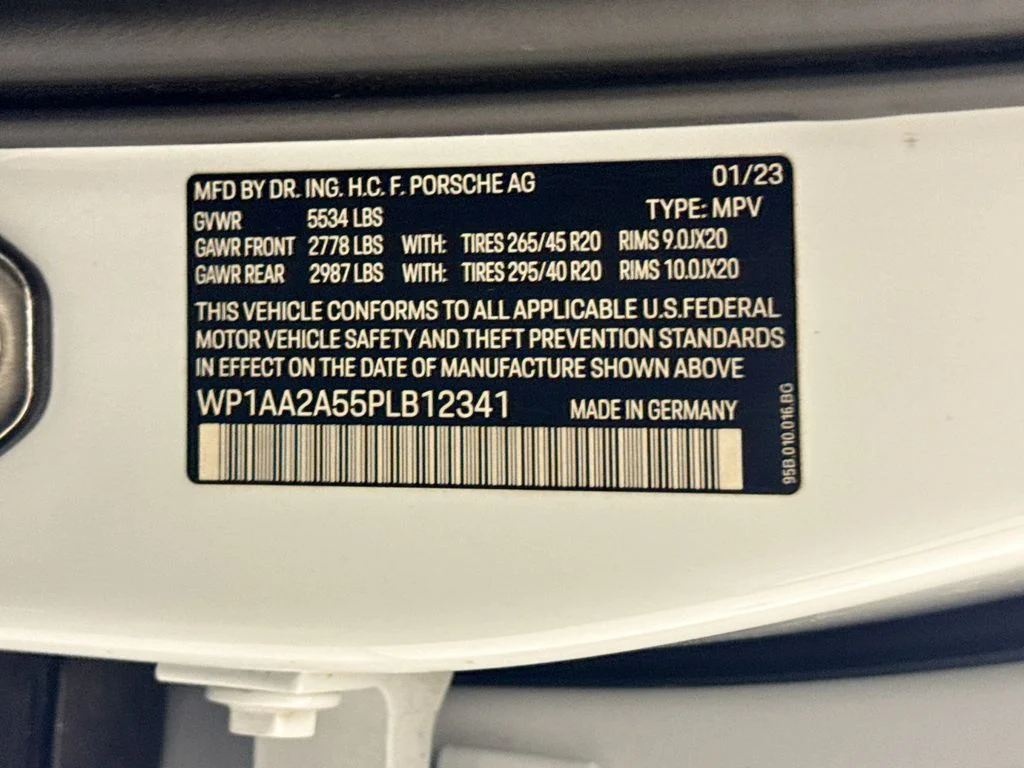 Used 2023 White Porsche T image 36