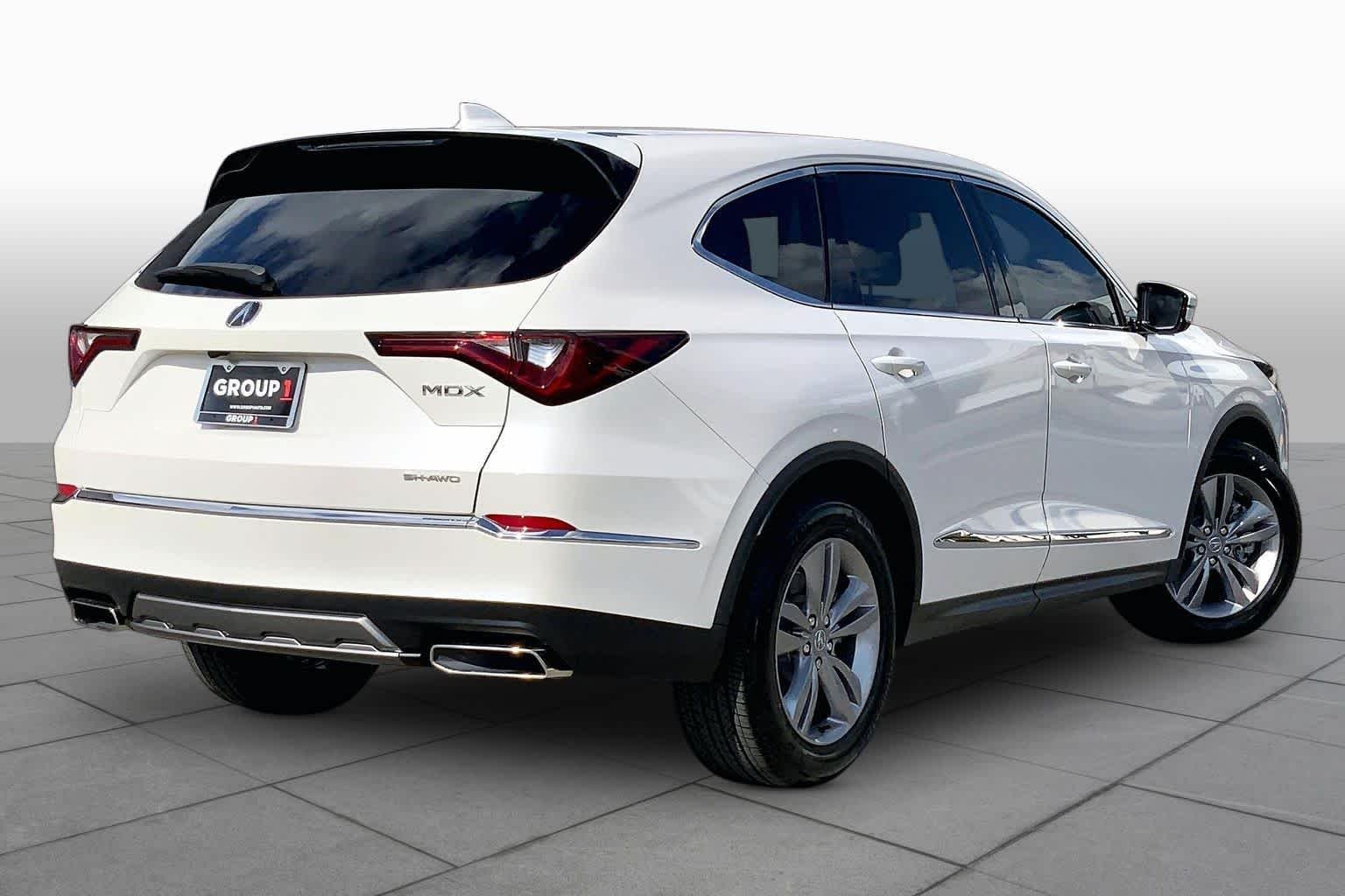 Used 2025 Platinum White Pearl Acura  image 13