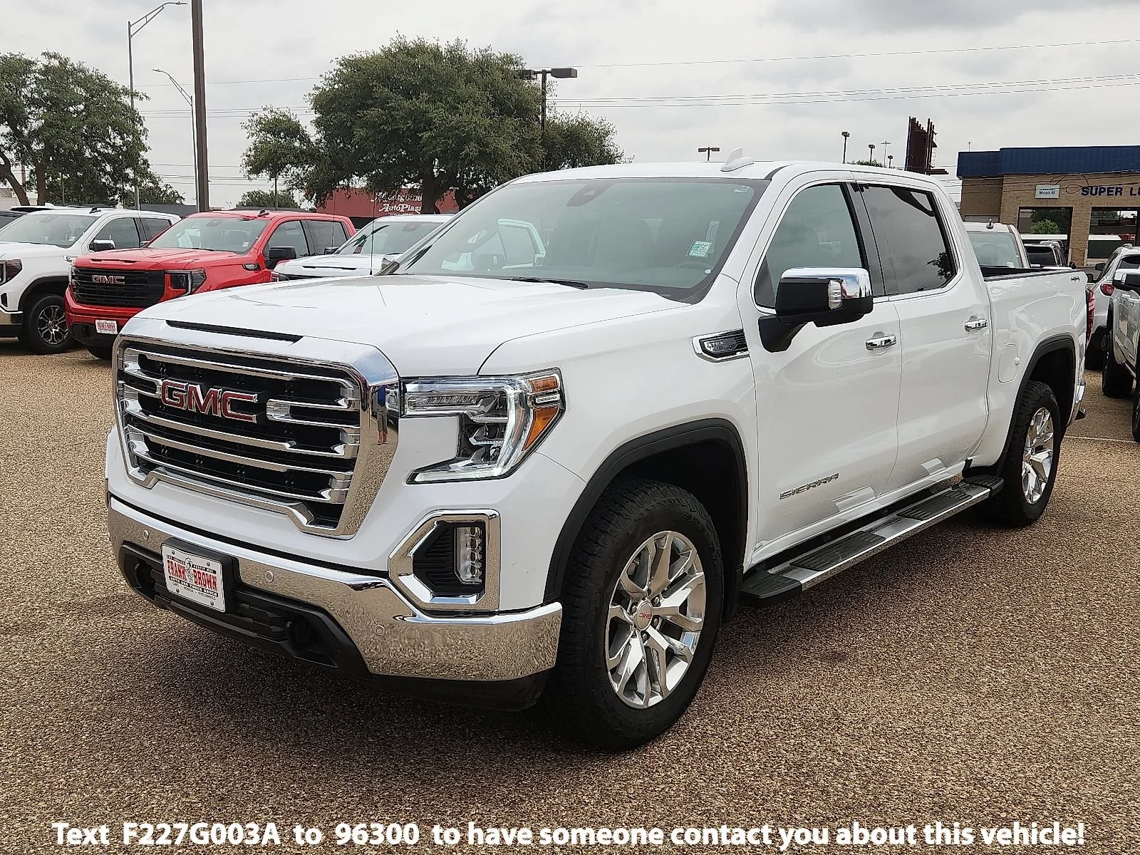 2021 GMC Sierra 4WD Crew Cab Short Box SLT's photo