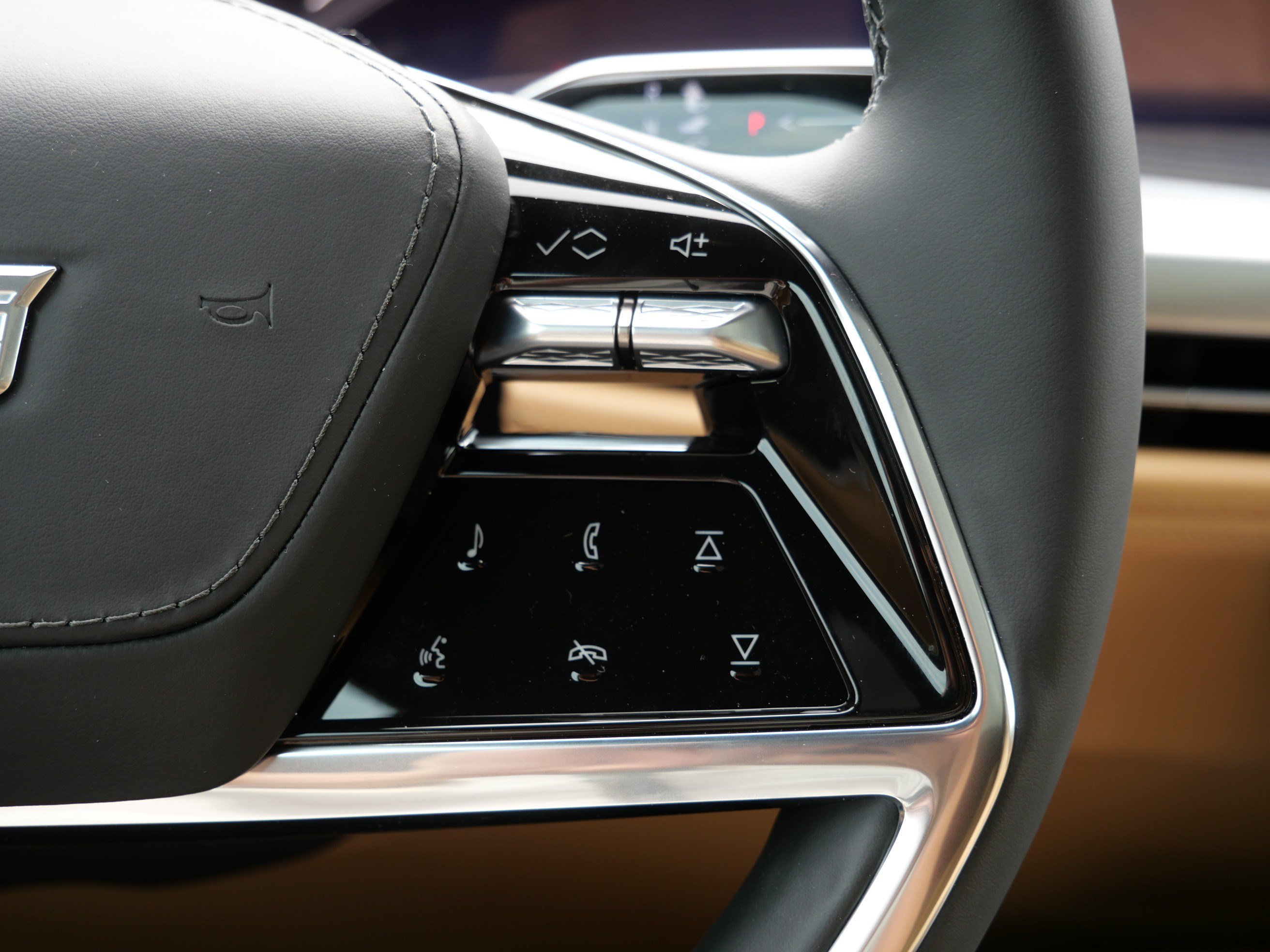 2026 Cadillac Escalade IQL Premium Sport - Photo 15