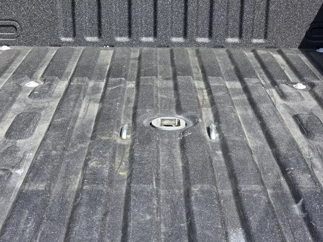 Used 2025 Avalanche Ford Lariat image 10