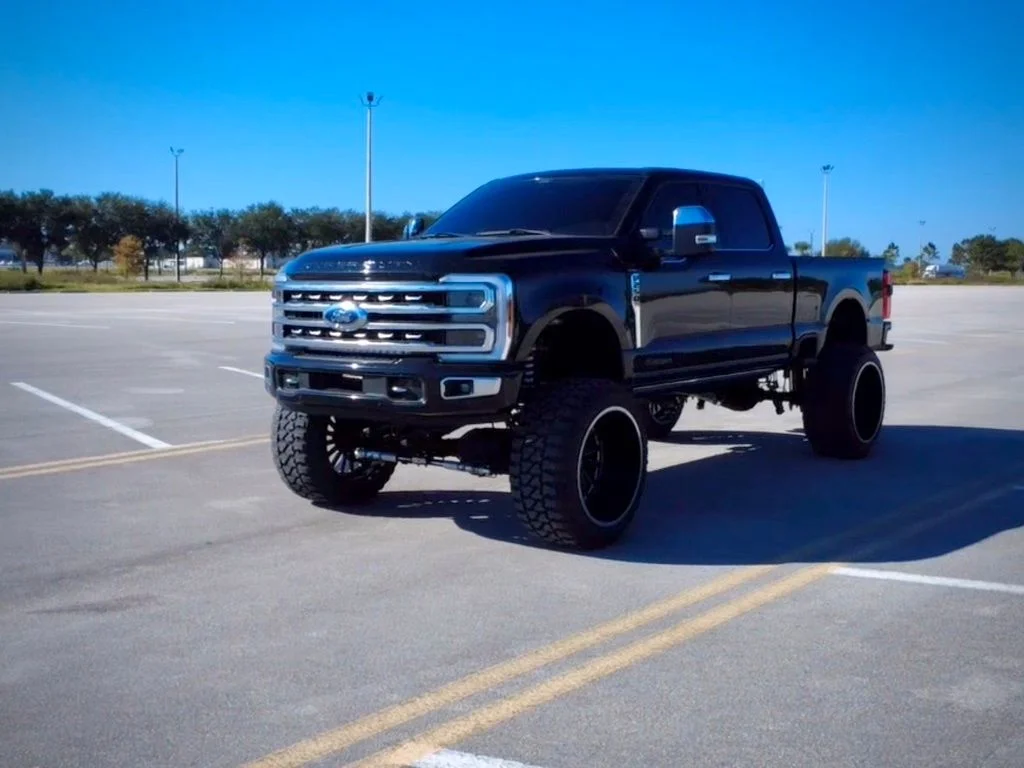 Used 2024 Black Metallic Ford Platinum image 19