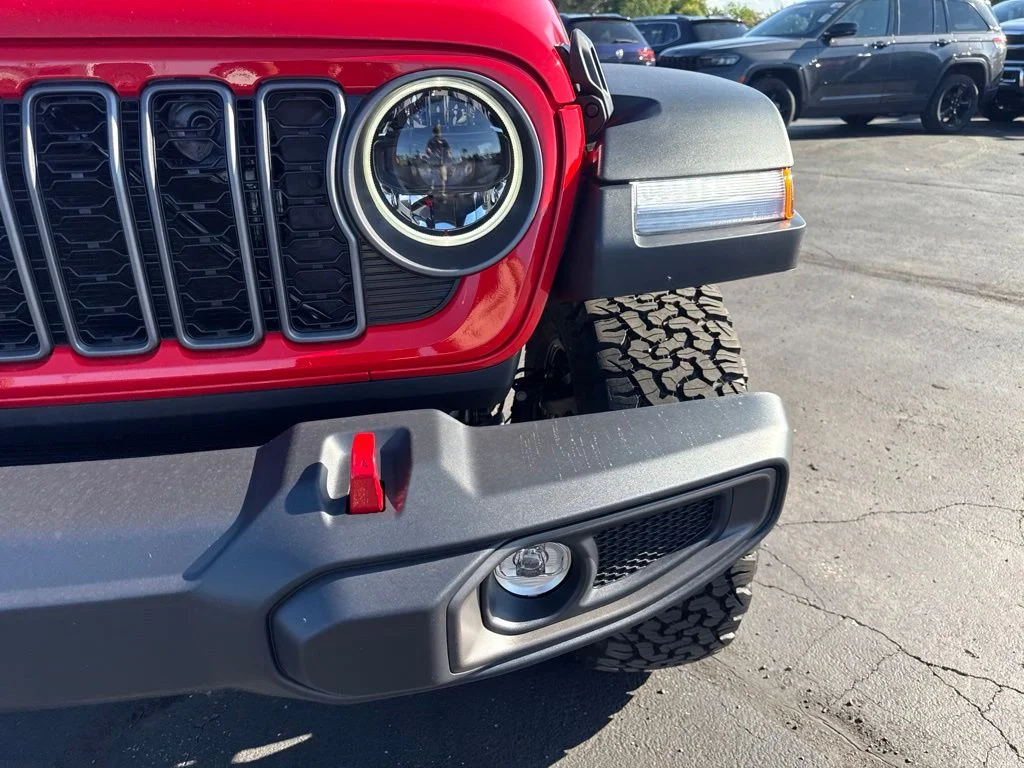 New 2027 Firecracker Red Clearcoat Jeep Rubicon image 9