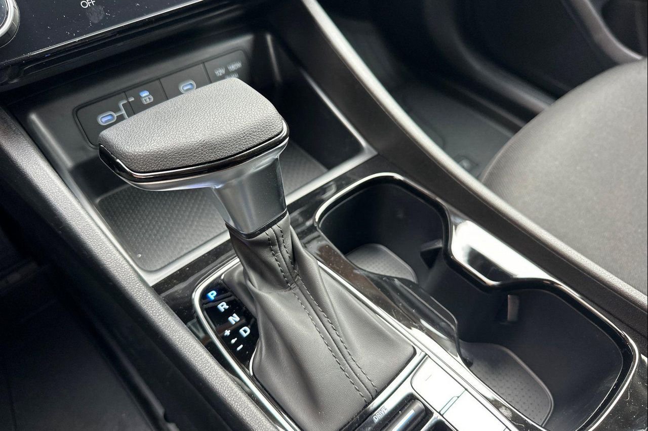 New 2026 Green Hyundai SEL AWD image 25