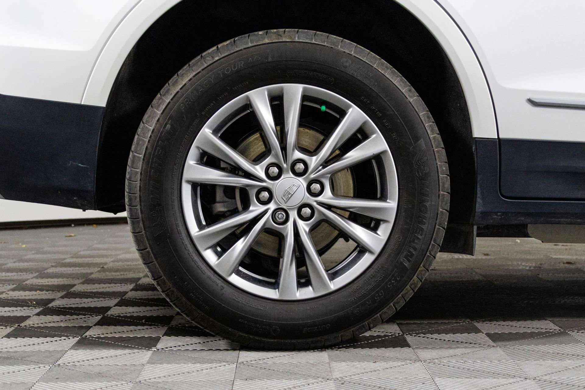 2023 CADILLAC XT5 - Image 44