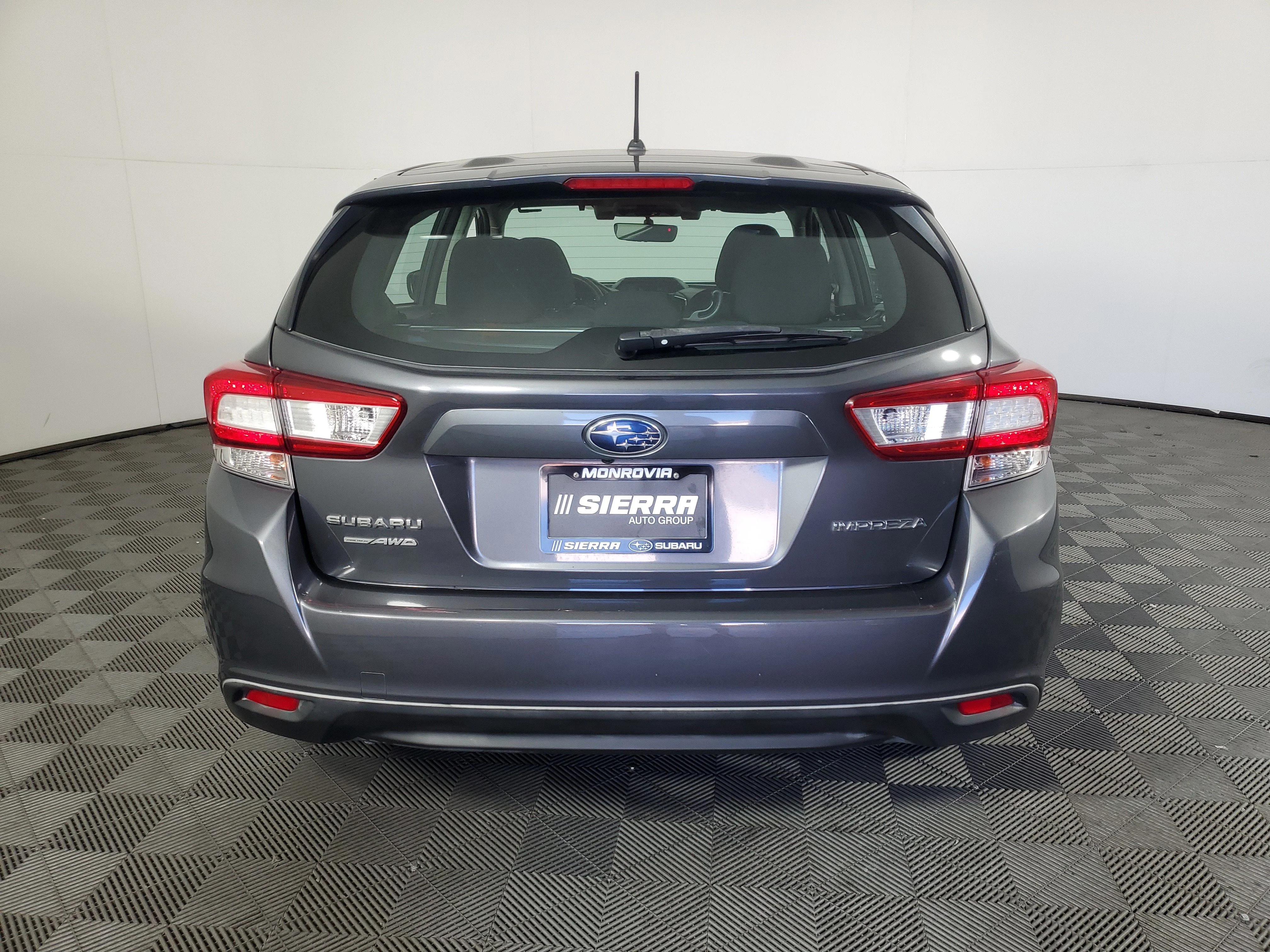 Used 2019 Magnetite Gray Metallic Subaru 2.0i image 5
