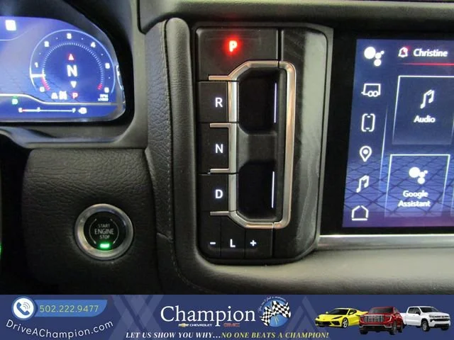 Used 2022 White Frost Tricoat GMC Denali image 40