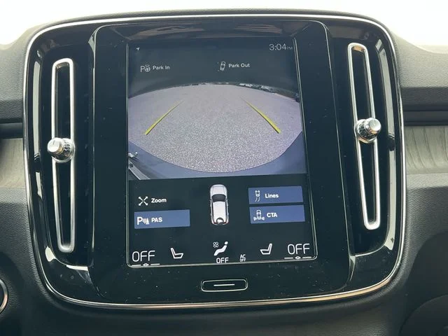 Used 2019 White Volvo T5 Inscription image 12