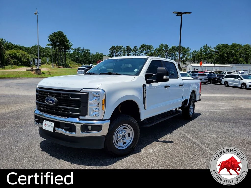 Used 2024 White Ford XL image 1