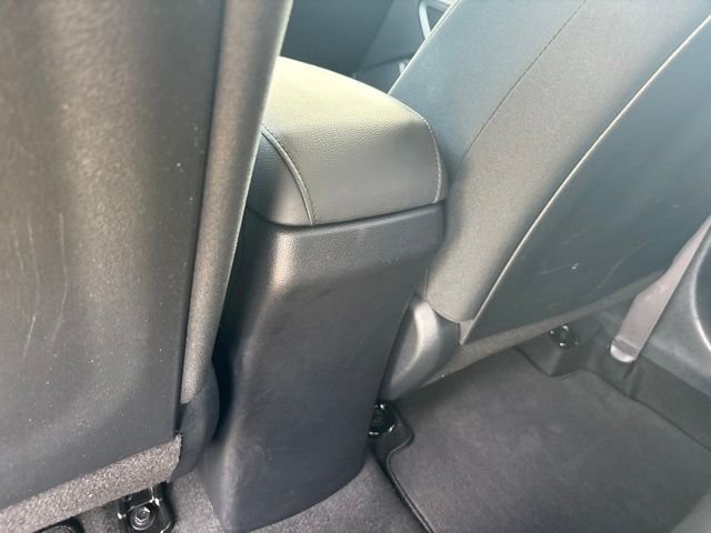 Used 2024 White Kia LX image 31