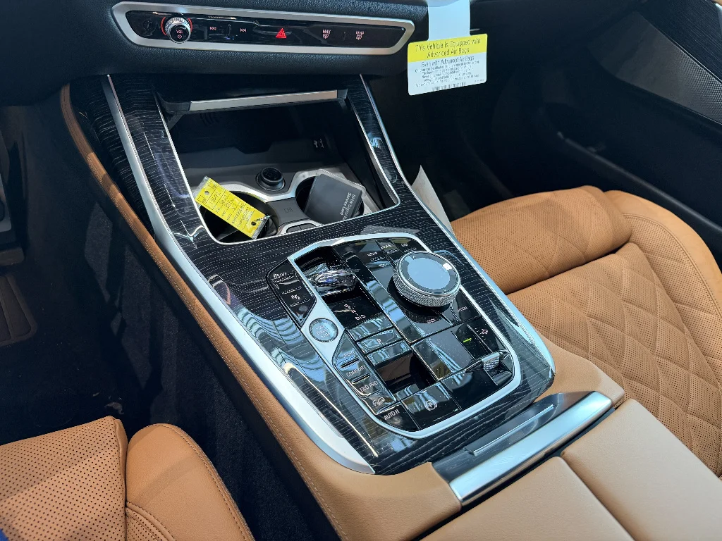 2027 BMW X7 40i - Photo 10