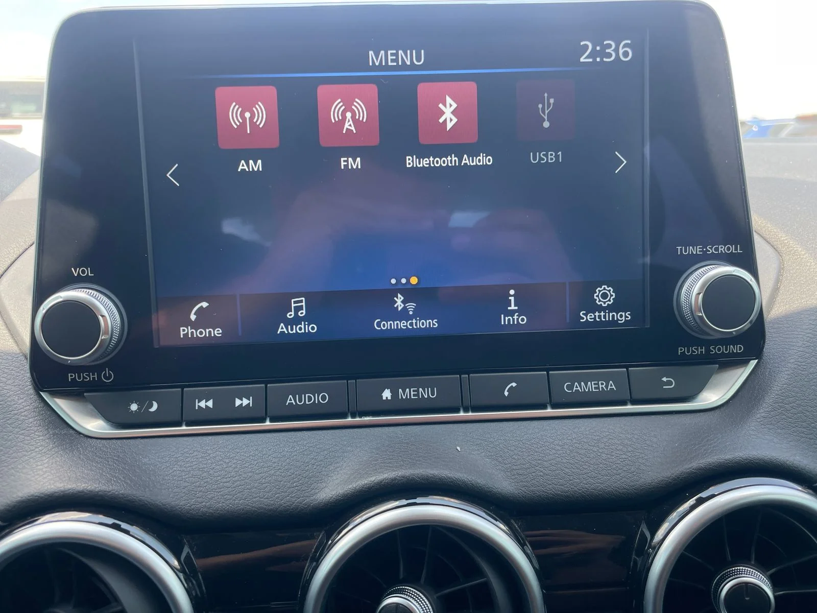 Used 2025 Gray Nissan SV image 16