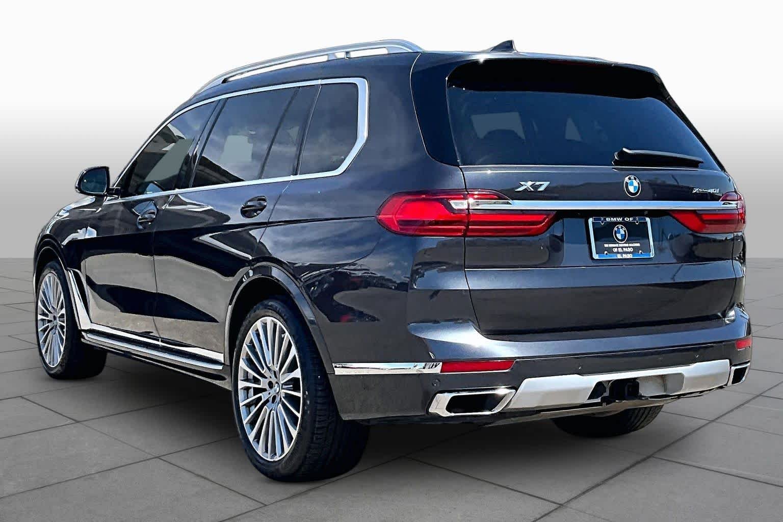 Used 2021 Dark Graphite Metallic BMW xDrive40i image 11