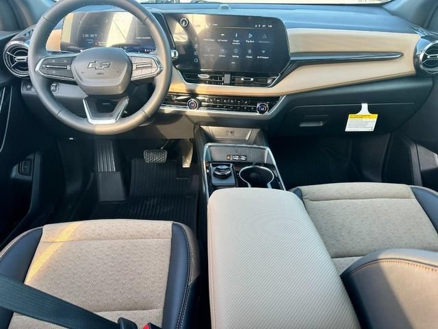 New 2027 Polar White Tricoat Chevrolet ACTIV image 5