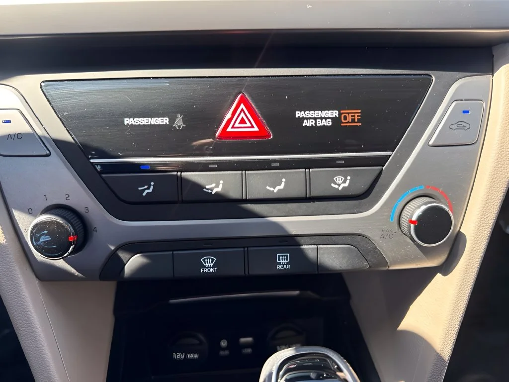 Used 2017 White Hyundai SE image 15