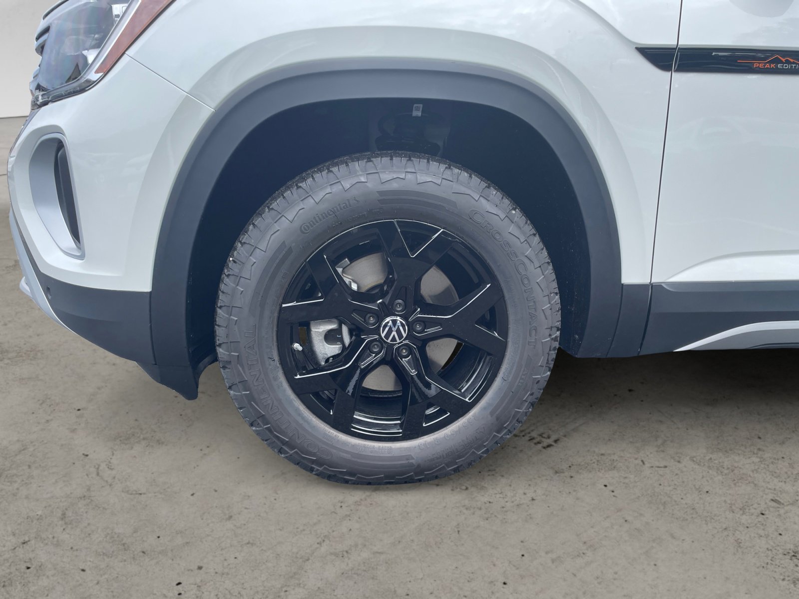 New 2026 White Volkswagen 2.0T Peak Edition image 14