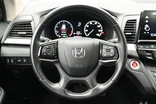 Used 2025 Gray Honda EX-L image 25