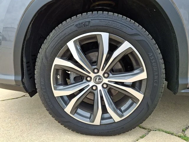 Used 2019 Gray Lexus 350 image 28