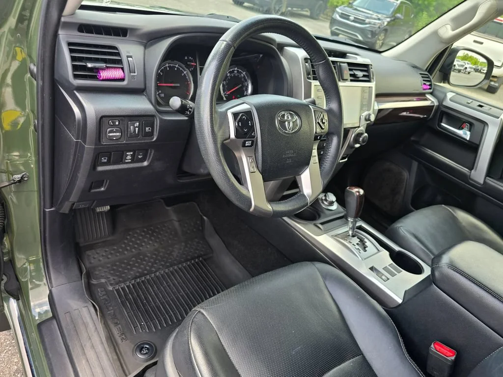 2022 Toyota 4Runner Limited - Photo 28