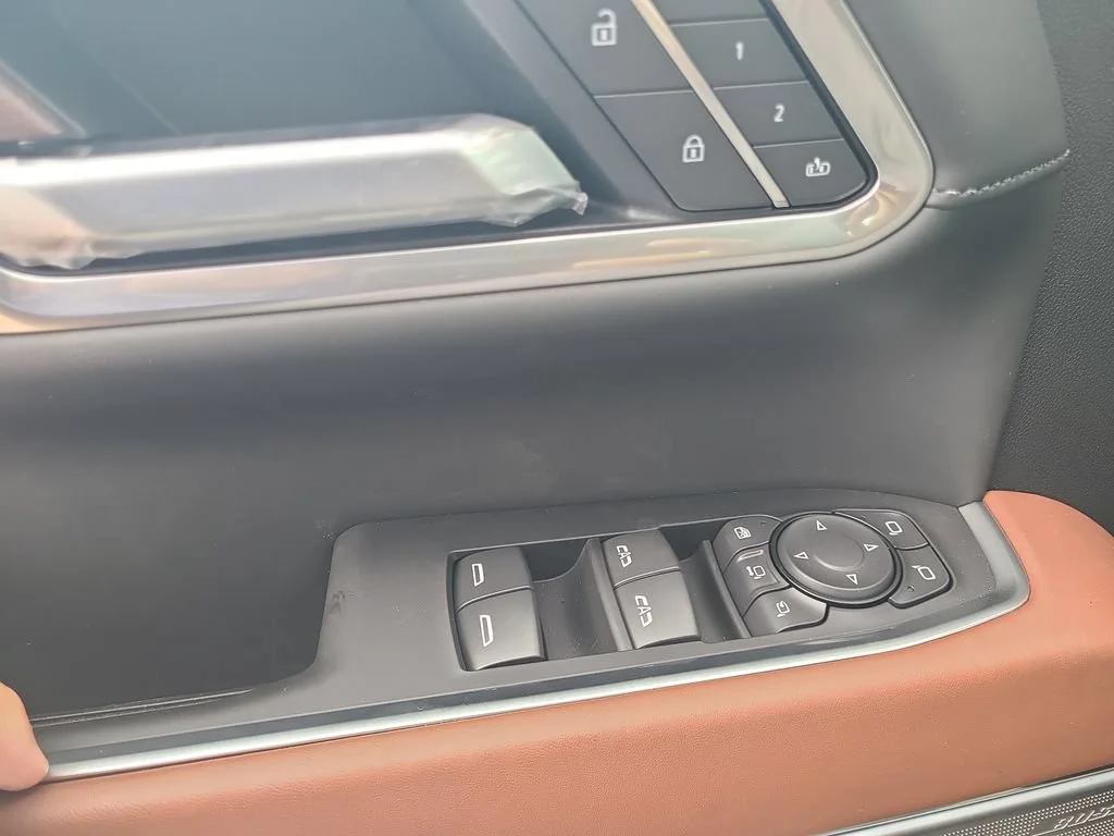 New 2026 Glacier White Tricoat GMC Denali Ultimate image 19