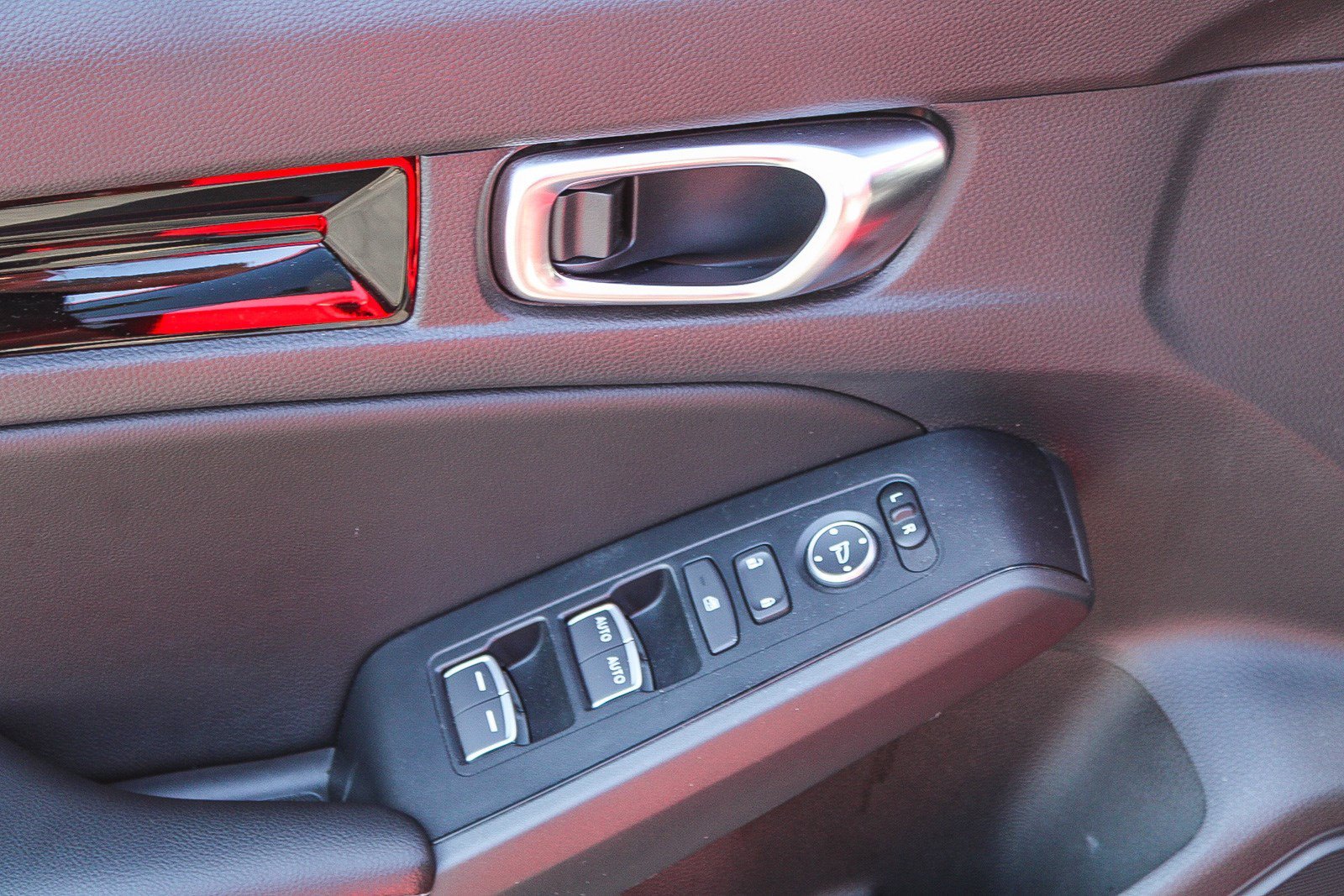 Certified Used 2024 Rallye Red Honda EX-L image 14