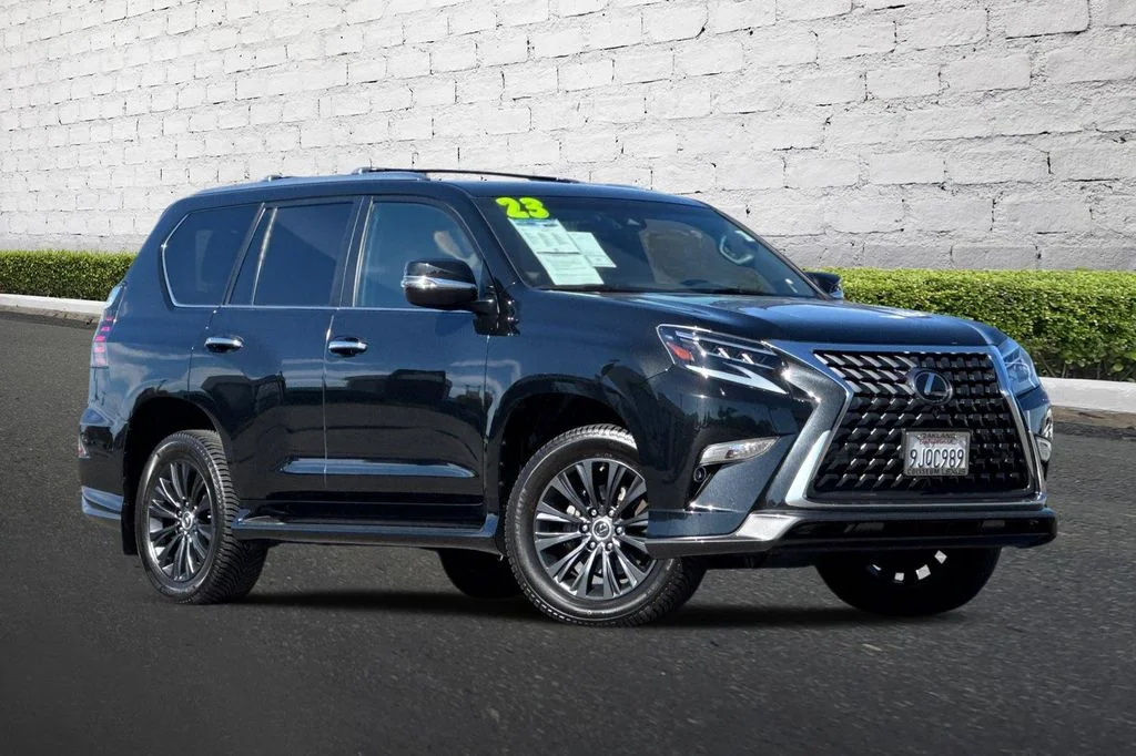 Used 2023 Black Lexus 460 Luxury image 2