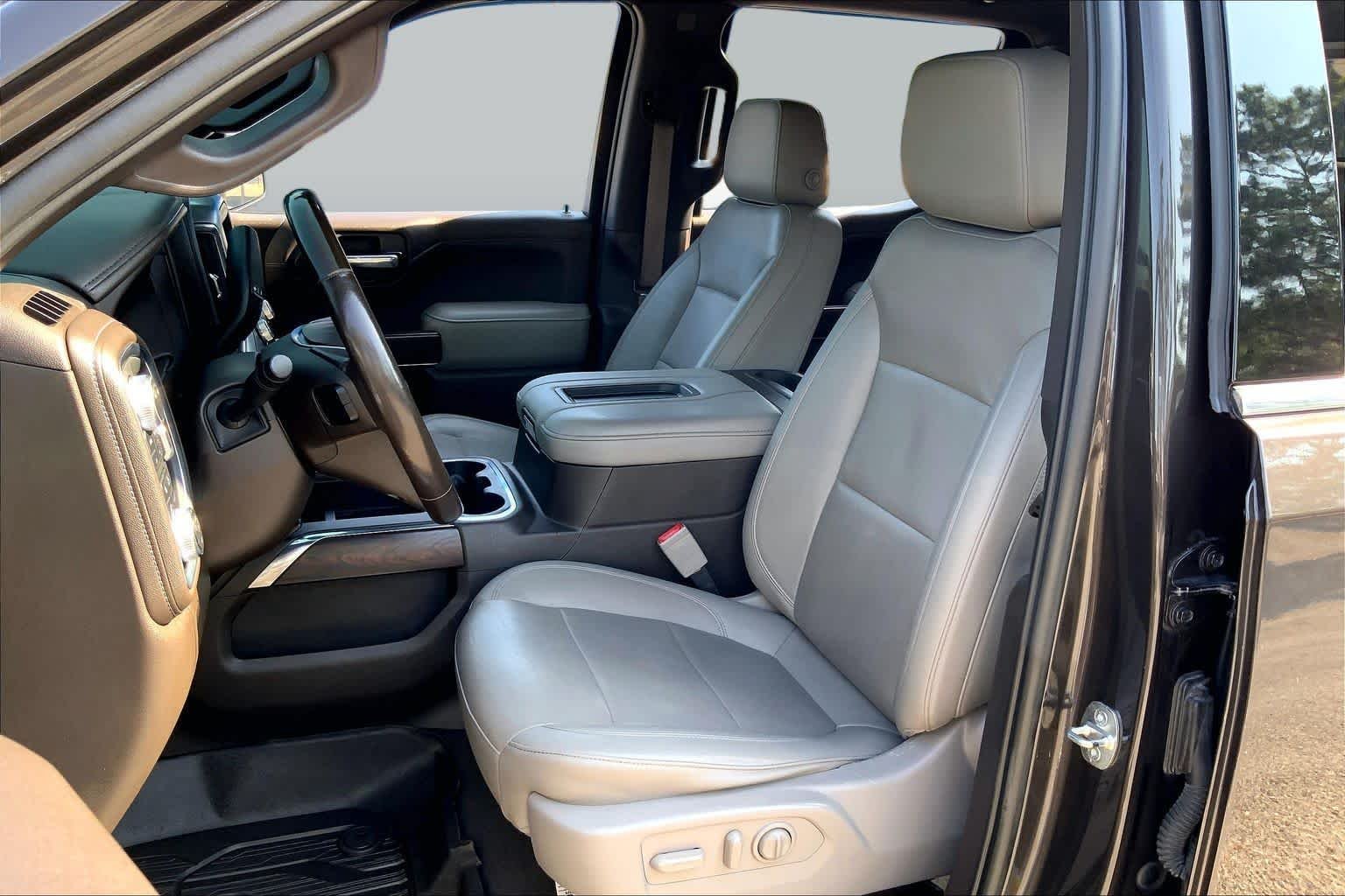 Used 2021 Brownstone Metallic GMC SLT image 8