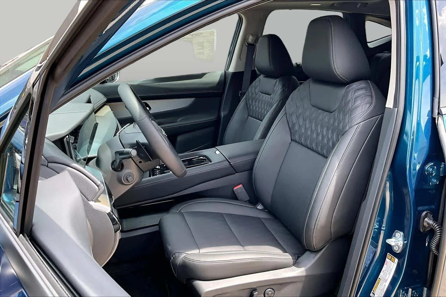 New 2026 Aurora Blue Pearl Metallic Nissan Platinum image 9