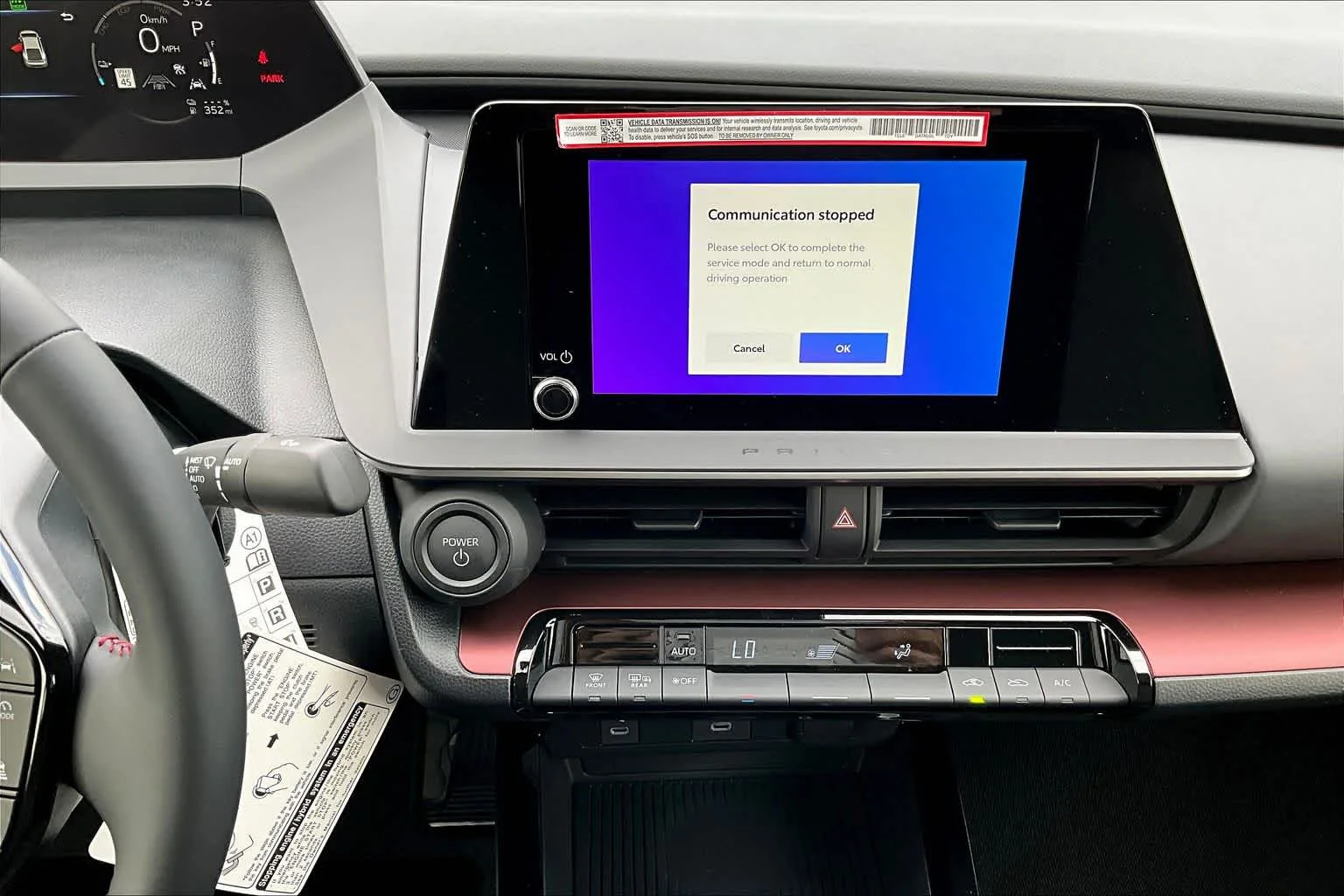 2026 Toyota Prius Plug-in Hybrid SE - Photo 6