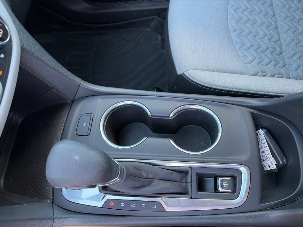 2024 Chevrolet Equinox LT - Photo 30