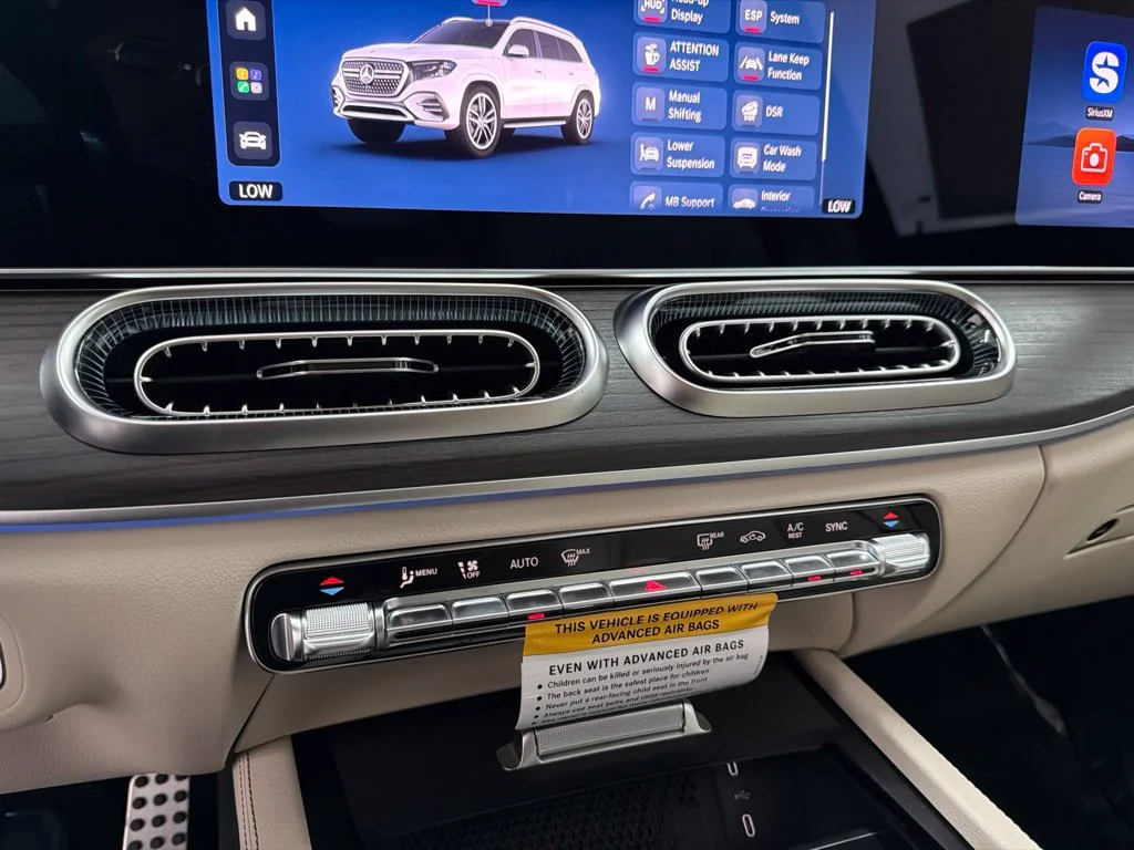 New 2027 White Mercedes-Benz GLS 450 image 20