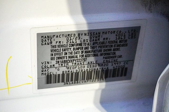 Used 2023 White Nissan SV image 30