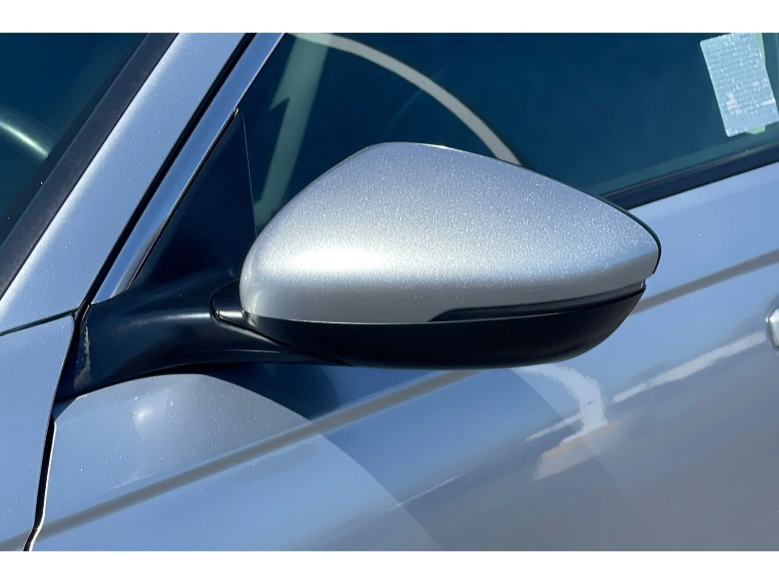 Used 2025 Solar Silver Metallic Honda EX-L image 50