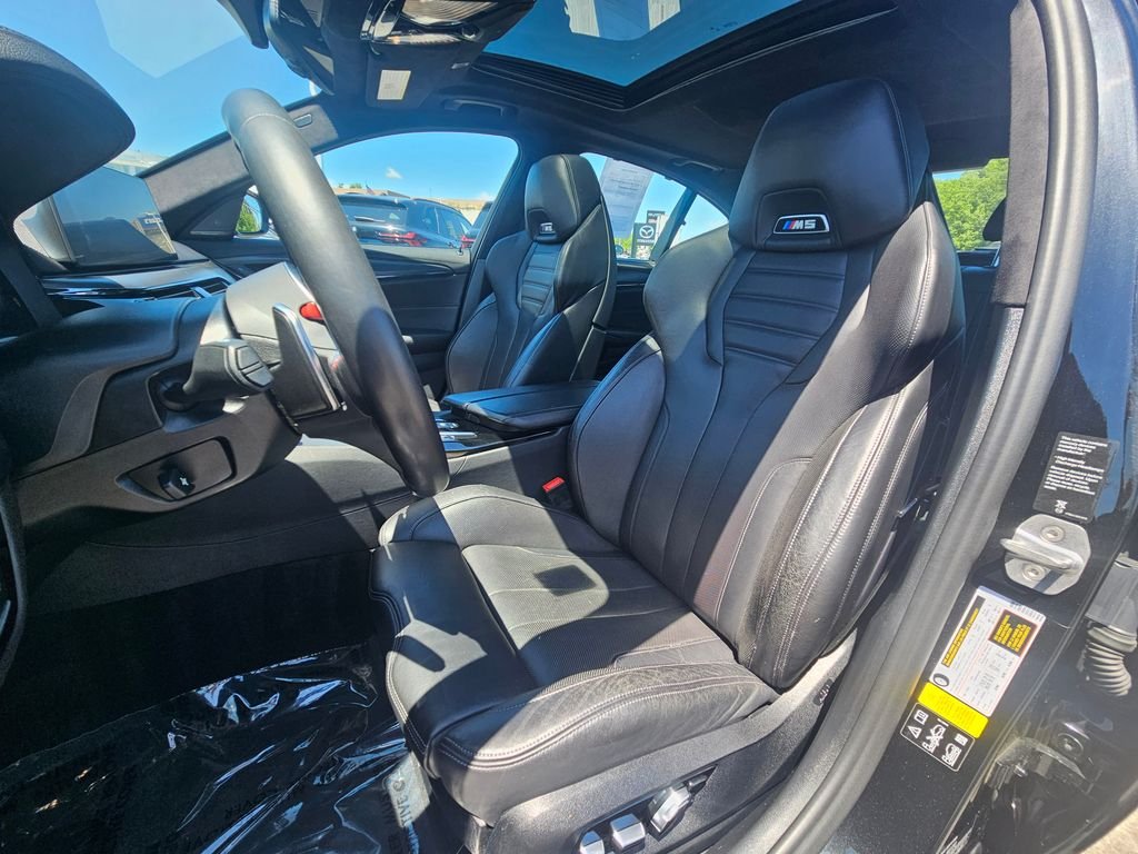 Used 2020 Black Sapphire Metallic BMW Base image 16