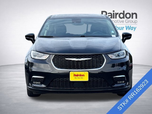 Used 2024 Chrysler Pacifica Touring L with VIN 2C4RC1BG9RR162923 for sale in Monroe, WA