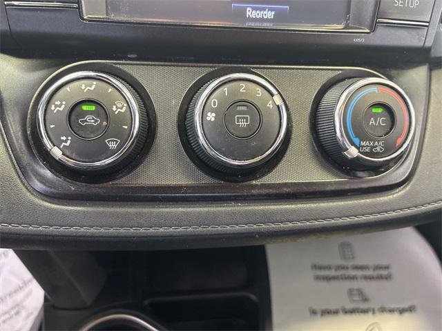 Certified Used 2018 MAGNETIC GRAY MET. Toyota  image 21