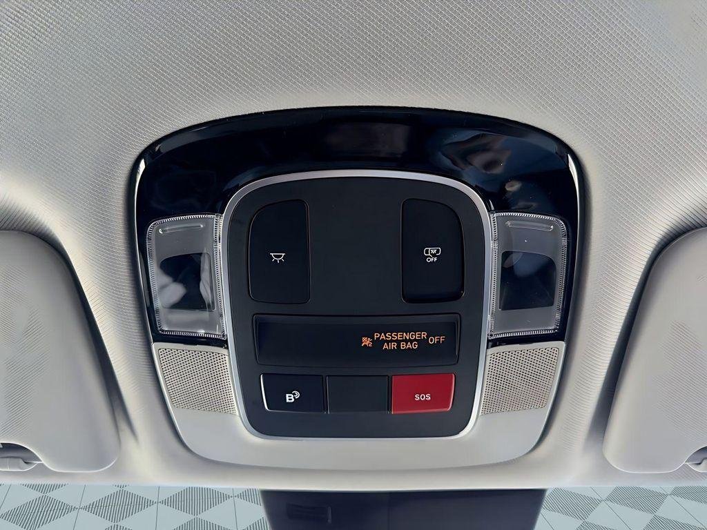 New 2026 Gray Hyundai SEL image 29