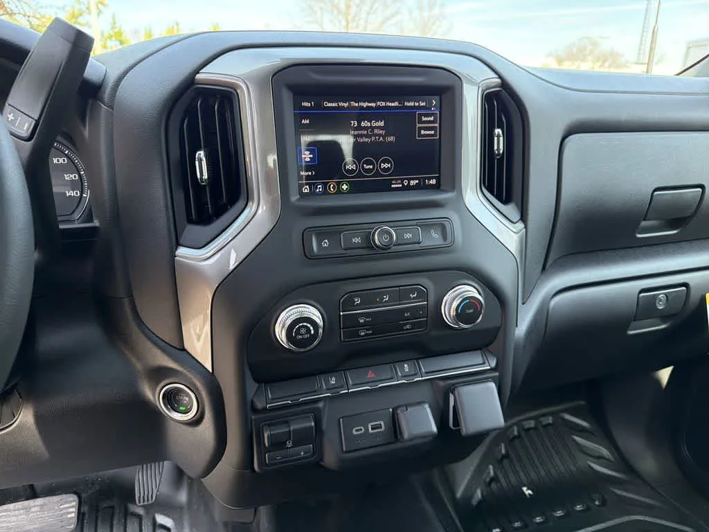 New 2026 Summit White GMC Pro image 27