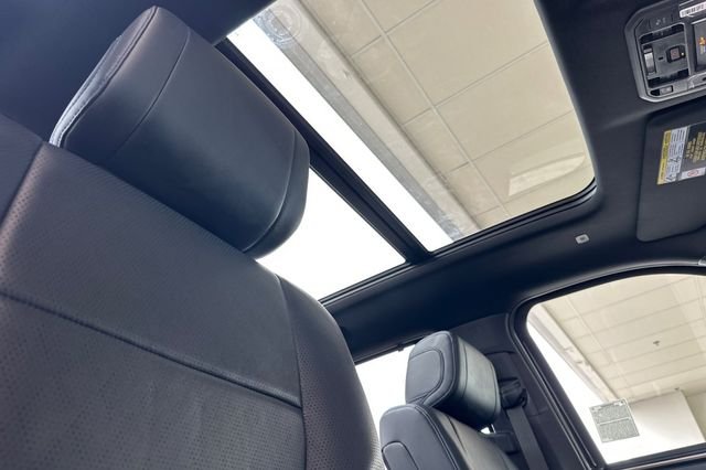 2026 Toyota Tundra Platinum - Photo 15