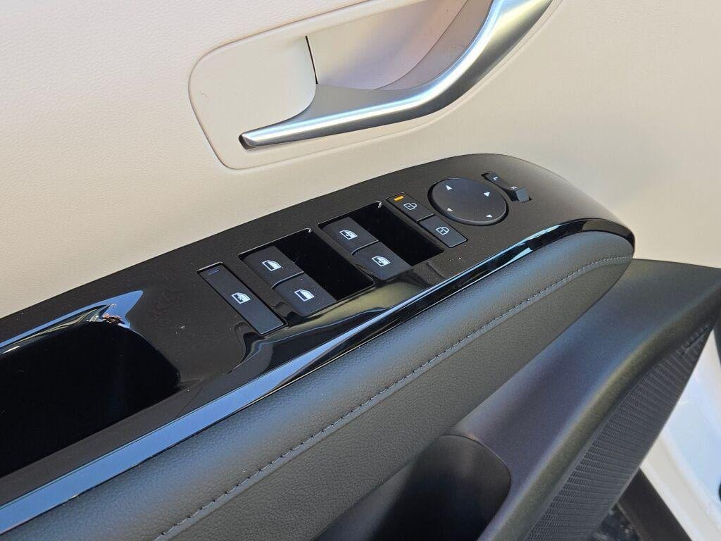 New 2026 Serenity White Pearl Hyundai Limited AWD image 23