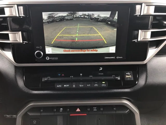 Used 2023 Ice Toyota SR5 image 29
