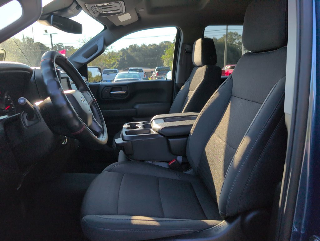 Used 2024 Blue Chevrolet Custom image 15