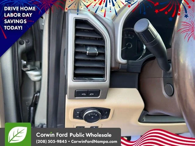 Used 2020 Green Ford Lariat image 15